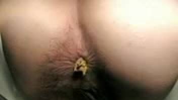 Wild babe chatting with the commode before dumping in it